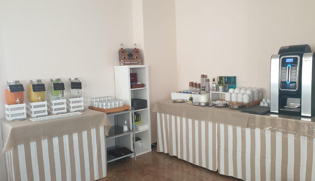 Hotel Tourist Meuble Rimini Luaran gambar