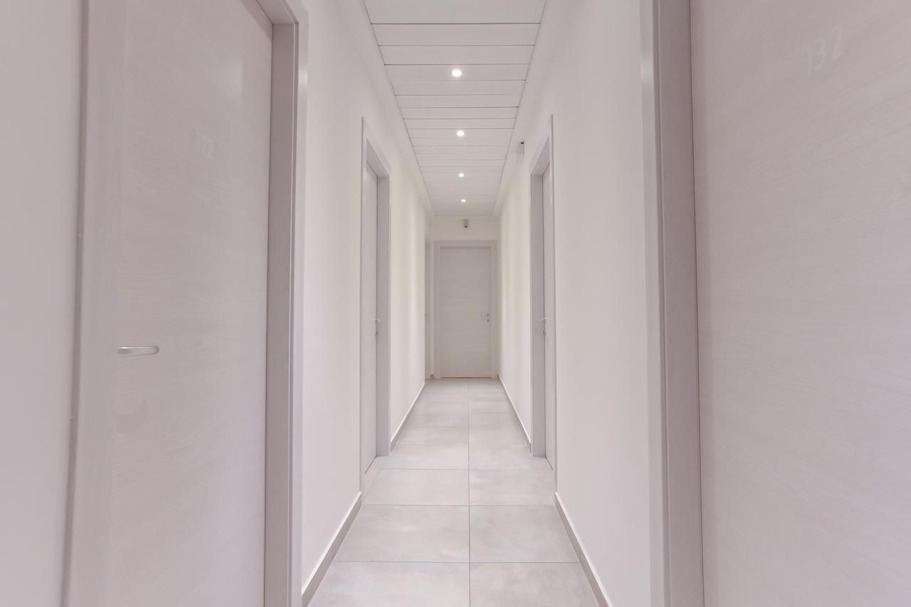 Hotel Tourist Meuble Rimini Luaran gambar